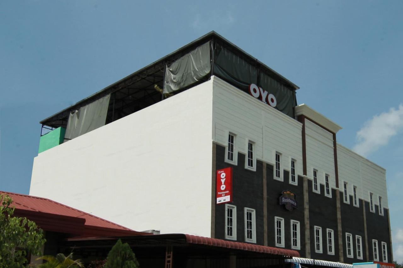 Oyo 2310 Residence 68 Pematangsiantar Exterior foto